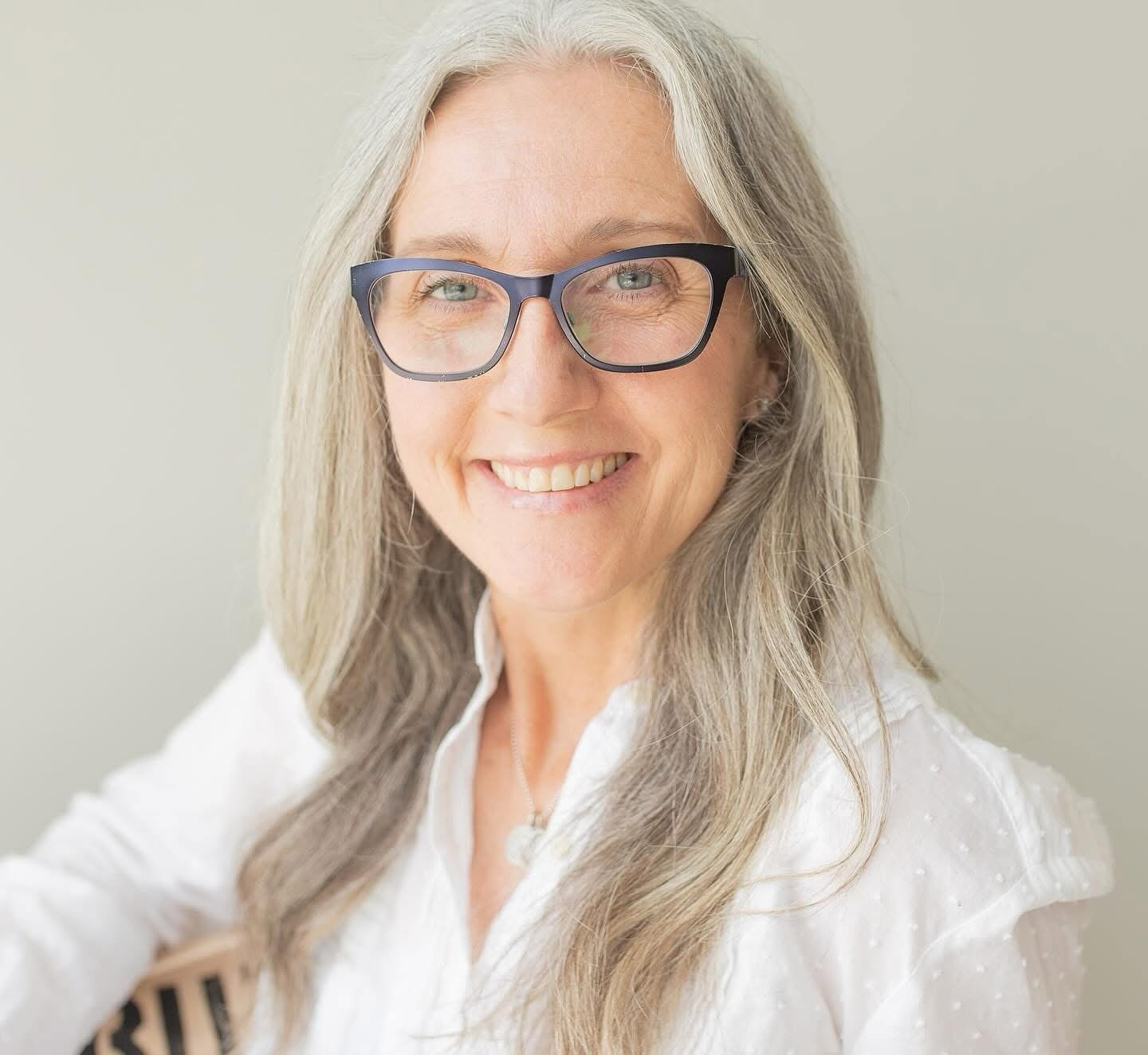 Ballet with Denise Eason - tonight (March 19) at 5:55 pm. Save your spot in class now at danceast.org/adults!