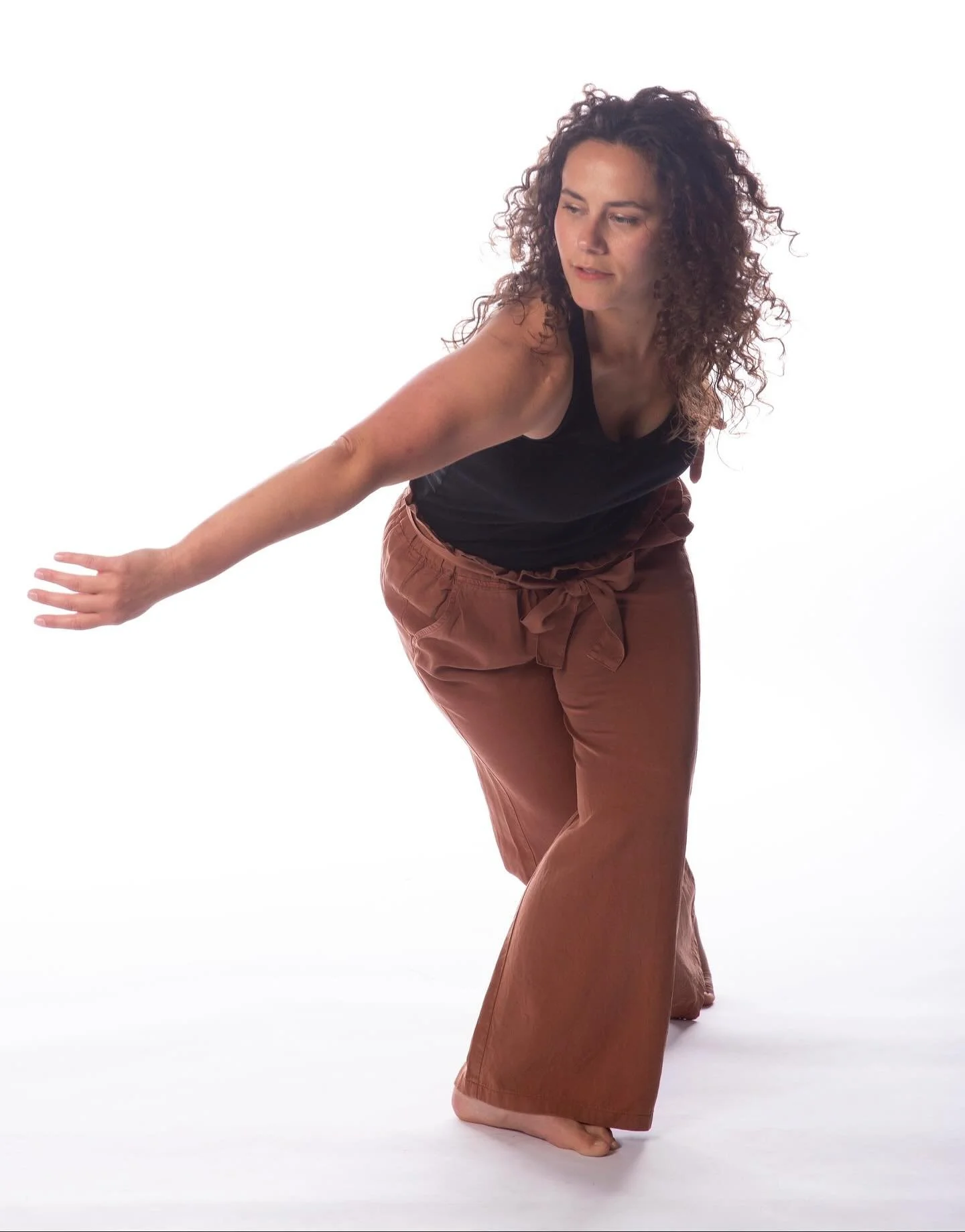This is your last chance to register for open level adult contemporary tonight, Aug. 19, at 6:45 p.m.!

Lindsay Smith will be substituting for Stacie Flood-Popp, and you don't want to miss this special class.

We'll see you tonight at the DancEast st