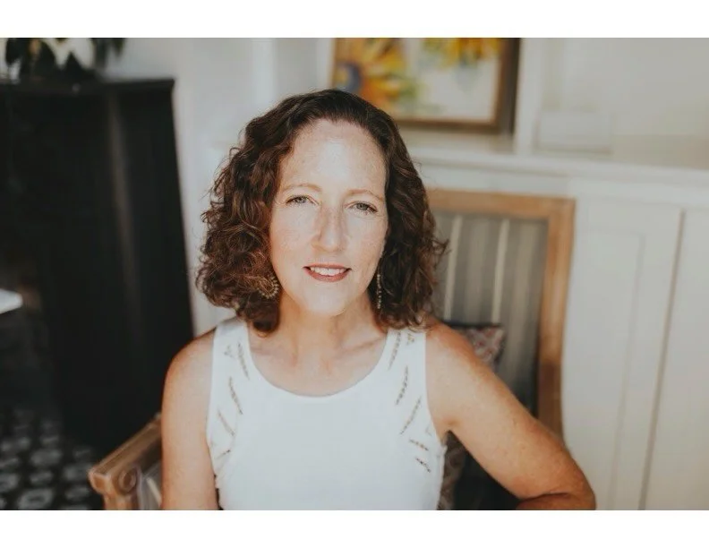 Move to Thrive: Mindful Movement for Body &amp; Spirit

✨ A space to slow down, reconnect, and move with intention.

This six-week class series uses gentle, guided movement and prompts inspired by Laban Movement principles to help you connect mind an