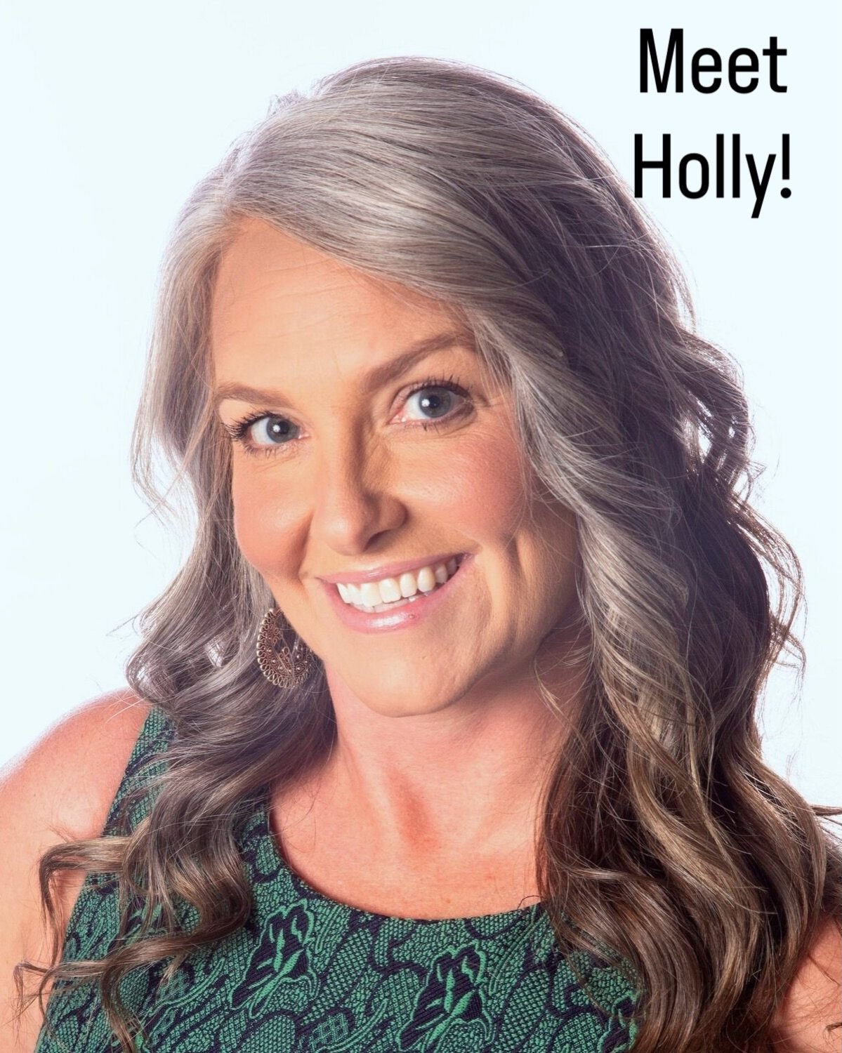 Meet Holly! She&rsquo;s the teacher for &ldquo;Time Travelers&rdquo; half-day dance camp for ages 4-8, June 15&ndash;19 at DancEast!
@nottinydanza Holly brings decades of experience, creativity, and a love of helping young dancers imagine, explore, a