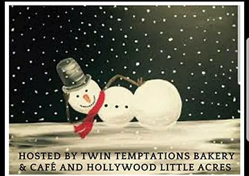 twin small snowman pic.jpg