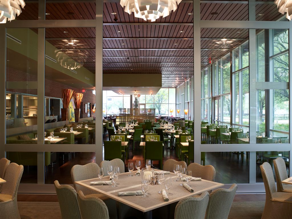 GREEN ROOM Located on the main floor and attached to The Grove’s dining room, the Green Room can be enclosed by floor to ceiling glass sliding doors & is the perfect setting for an intimate private dinner. Room Capacity: 20 people: Long rectangular table 24 people: 3 square tables 30 people: 3 round tables Cocktail reception - n/a