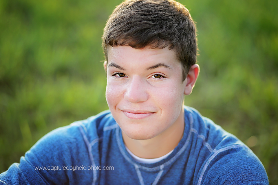 3-central-iowa-senior-photographer-huxley-ballard-senior-pictures-bucher.png