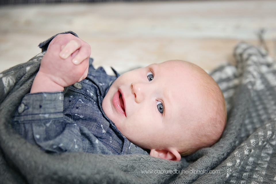 3-central-iowa-baby-family-children-photographer-huxley-desmoines-ankeny-cbh-photography-shanna-patrick.png