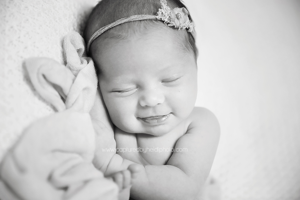 1-central-iowa-newborn-photographer-huxley-ankeny-desmoines-waukee-chelsey-recker-keth-malone.png