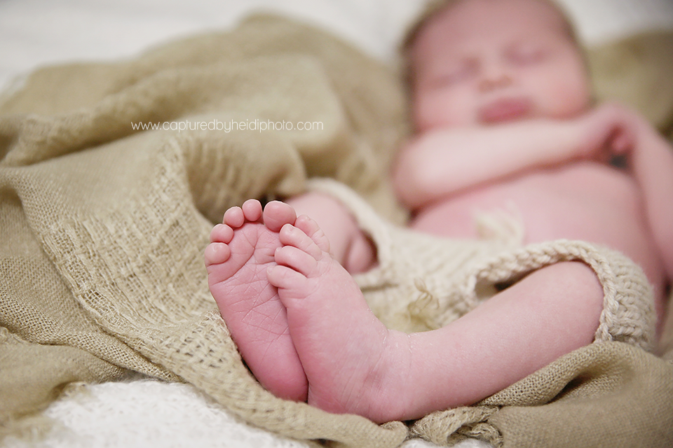 8-central-iowa-newborn-photographer-huxley-ankeny-desmoines-waukee-chelsey-recker-keth-malone.png