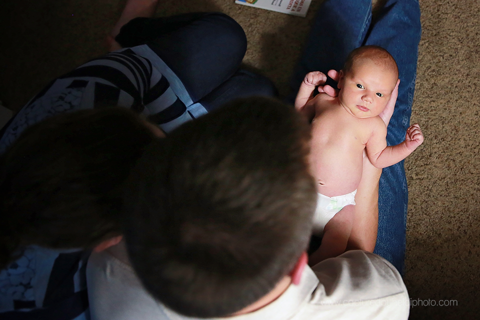 11-central-iowa-newborn-photographer-captured-by-heidi-photography-heidi-hicks-huxley-ankeny-desmoines-in-home-lifestyle-session-big-sister-crib-michelle-haupt.png