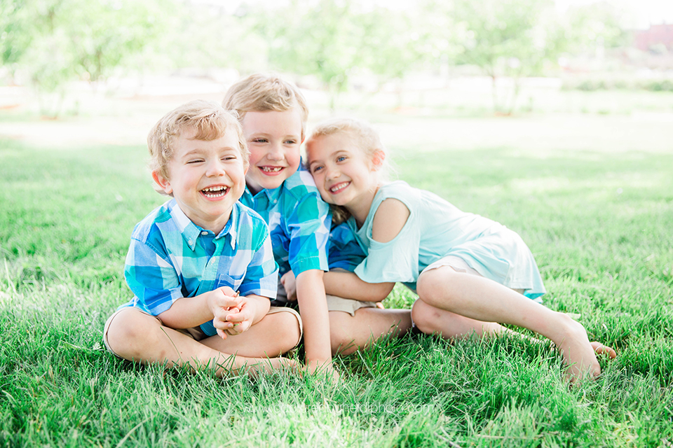 6 central iowa family photographer huxley desmoines captured by heidi hicks jennifer long.jpg