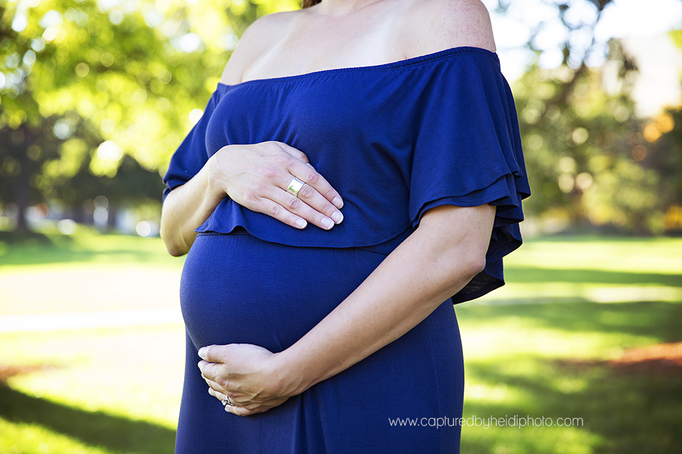 6 central iowa family photographer huxley desmoines captured by heidi hicks brenna rueschhoff.jpg