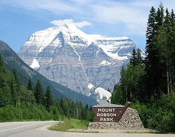 Mount Robson: highest peak of the Canadian Rockies