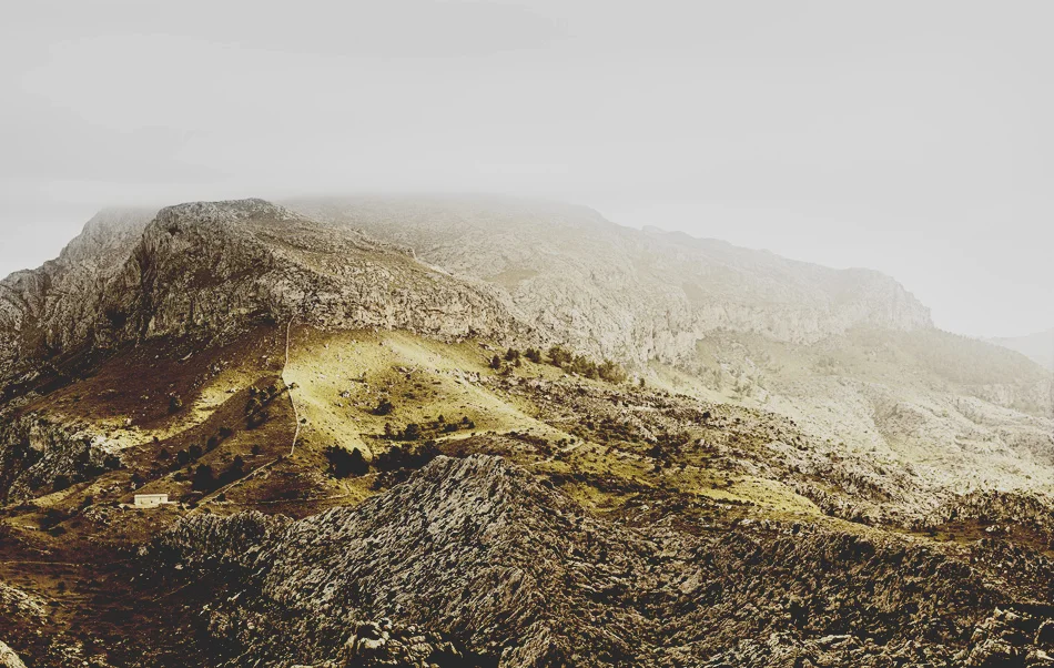 henning ross_tramuntana mountains_03.jpg