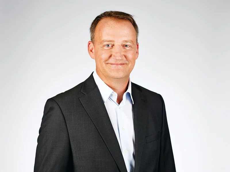 andreas hermes akademie-henning ross-01.jpg