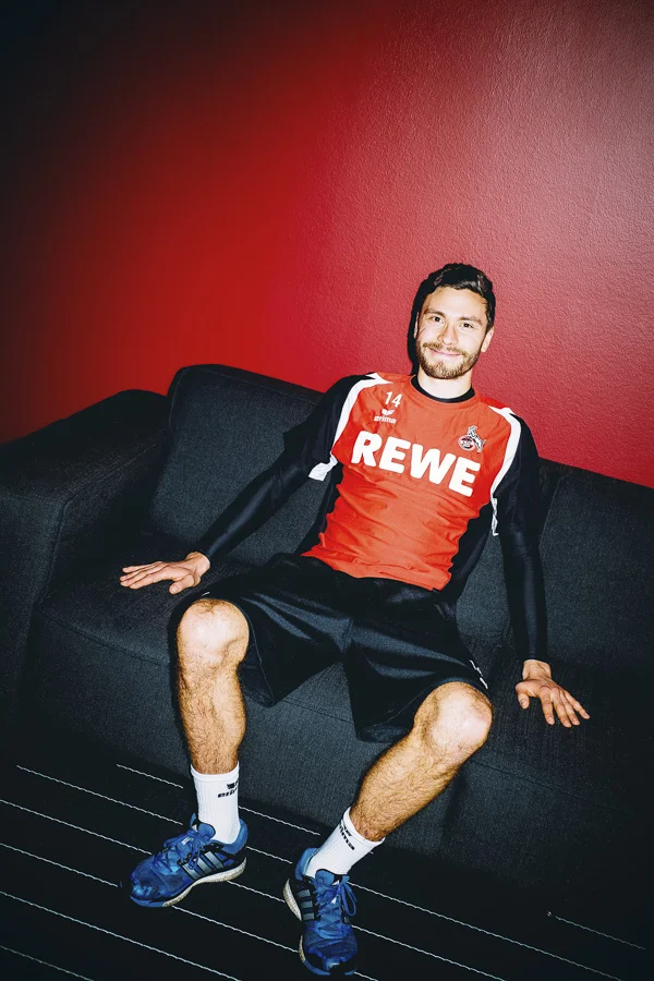 jonas hector-henning ross-02.jpg