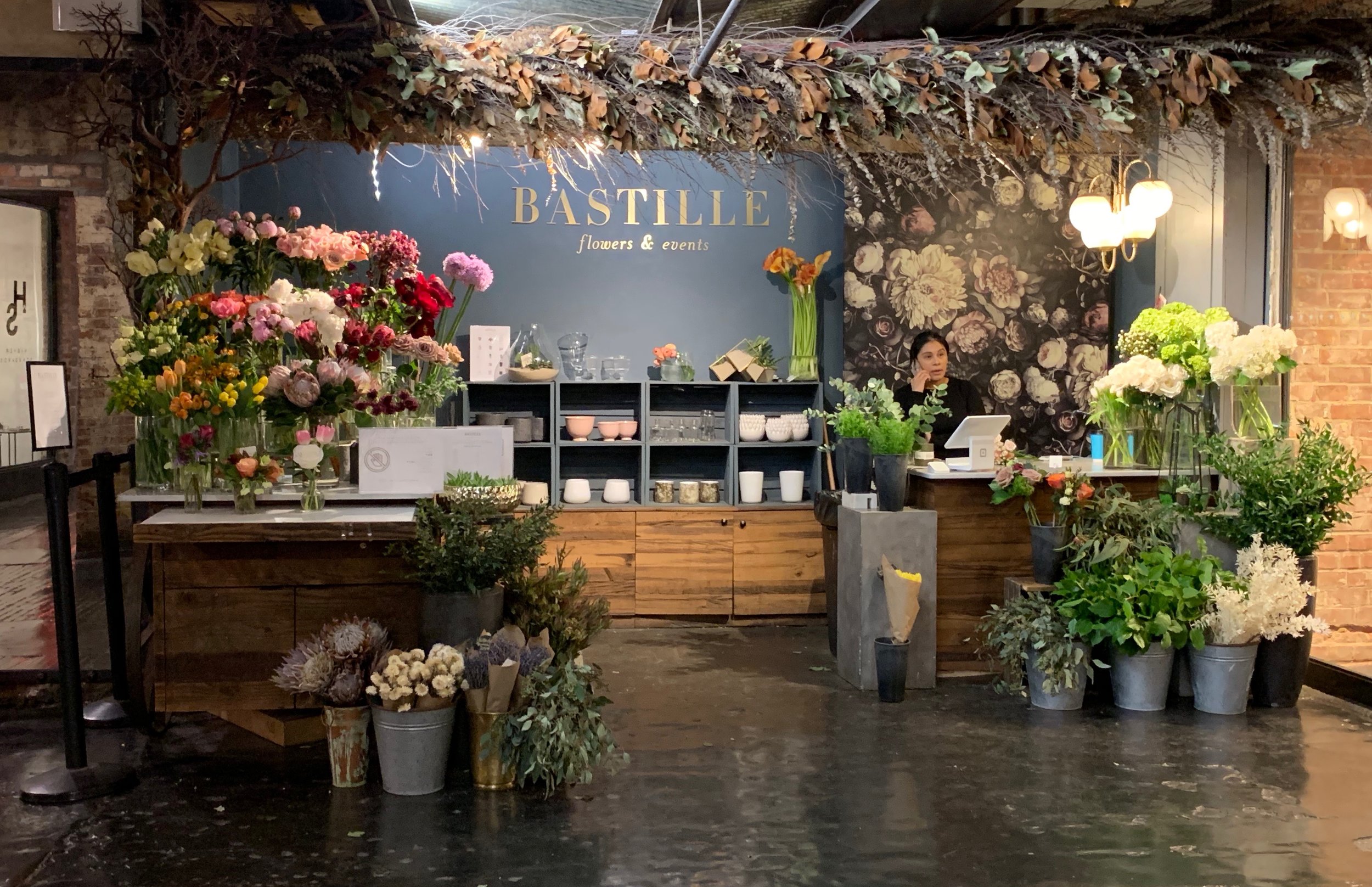 Chelsea Market - NYC Manhattan - Flowers, Bastille