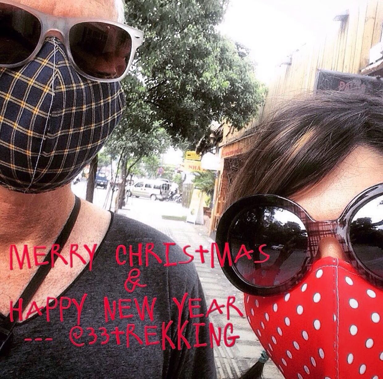 Merry Christmas 🎄🎁 
&mdash; we took this 6 years ago in Hanoi but seemed appropriate this year too.