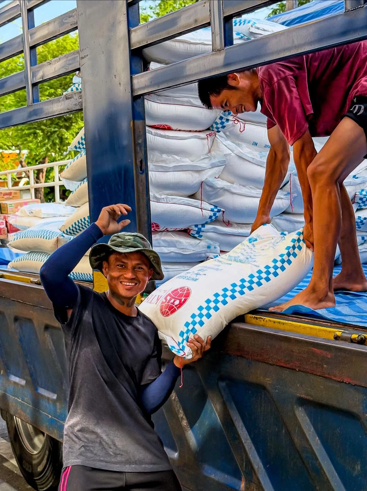 Land of Smiles 😊 Everyone Everywhere ❤️&zwj;🩹🙏
&mdash; unloading bags of sugar