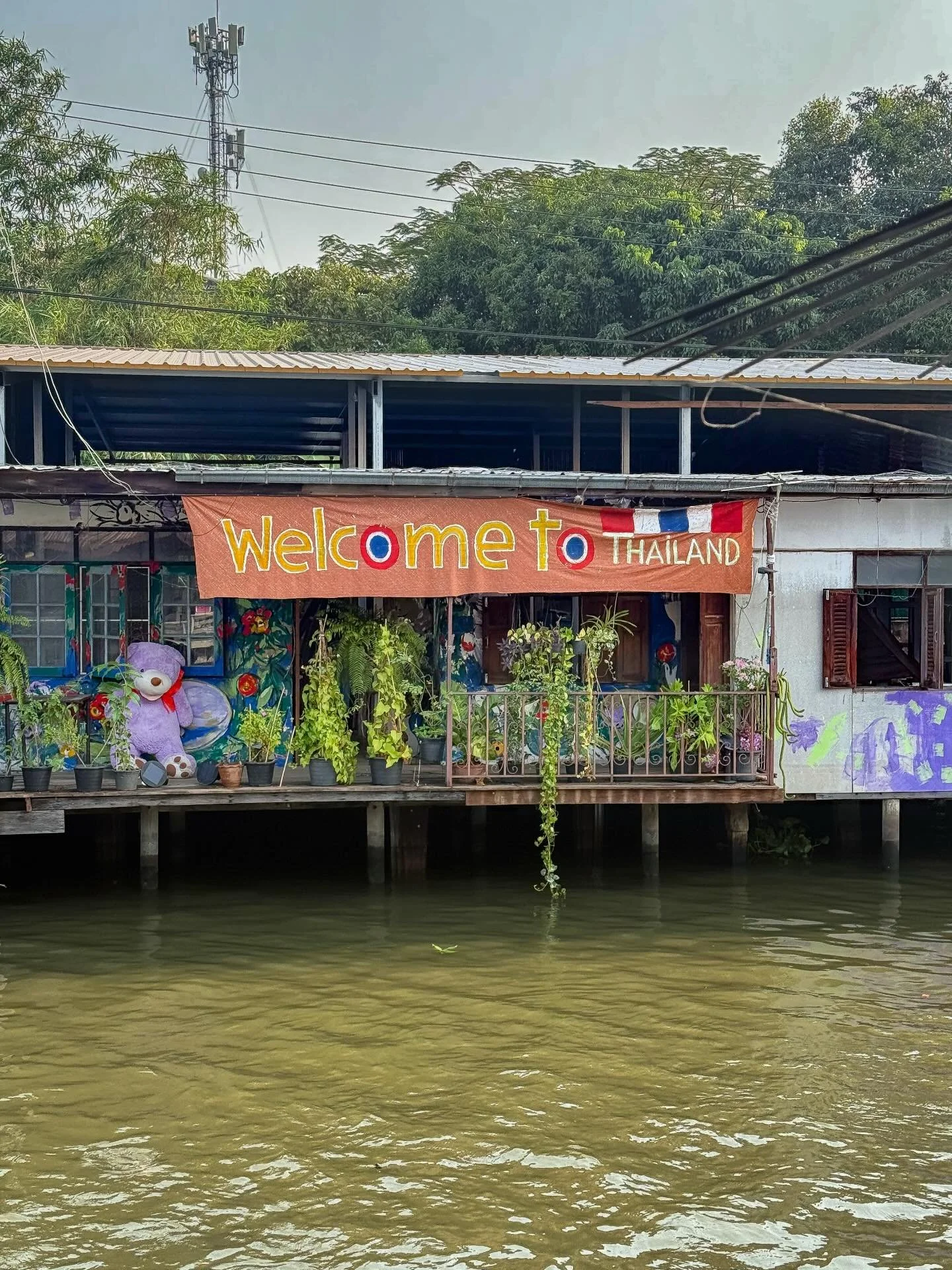 #chaophrayariver #bangkok #thailand #explorethailand #bangkokcanals
