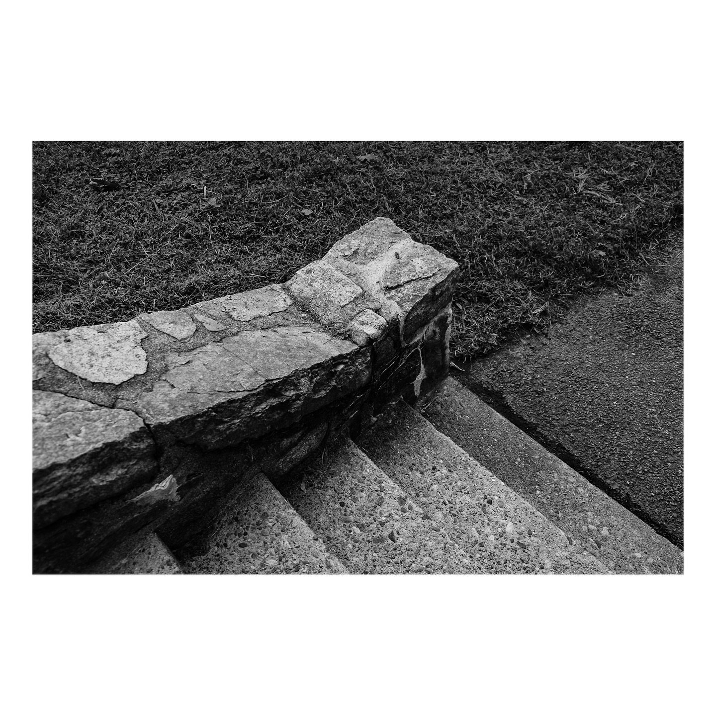 The steps down into the park.