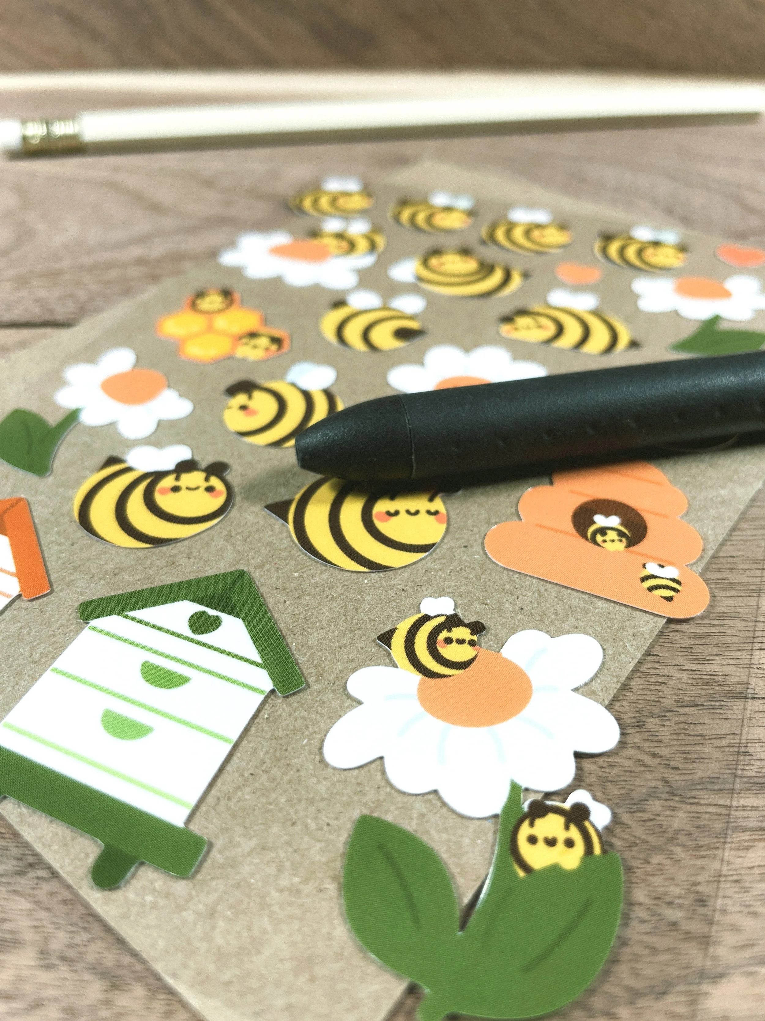 beesize.jpg