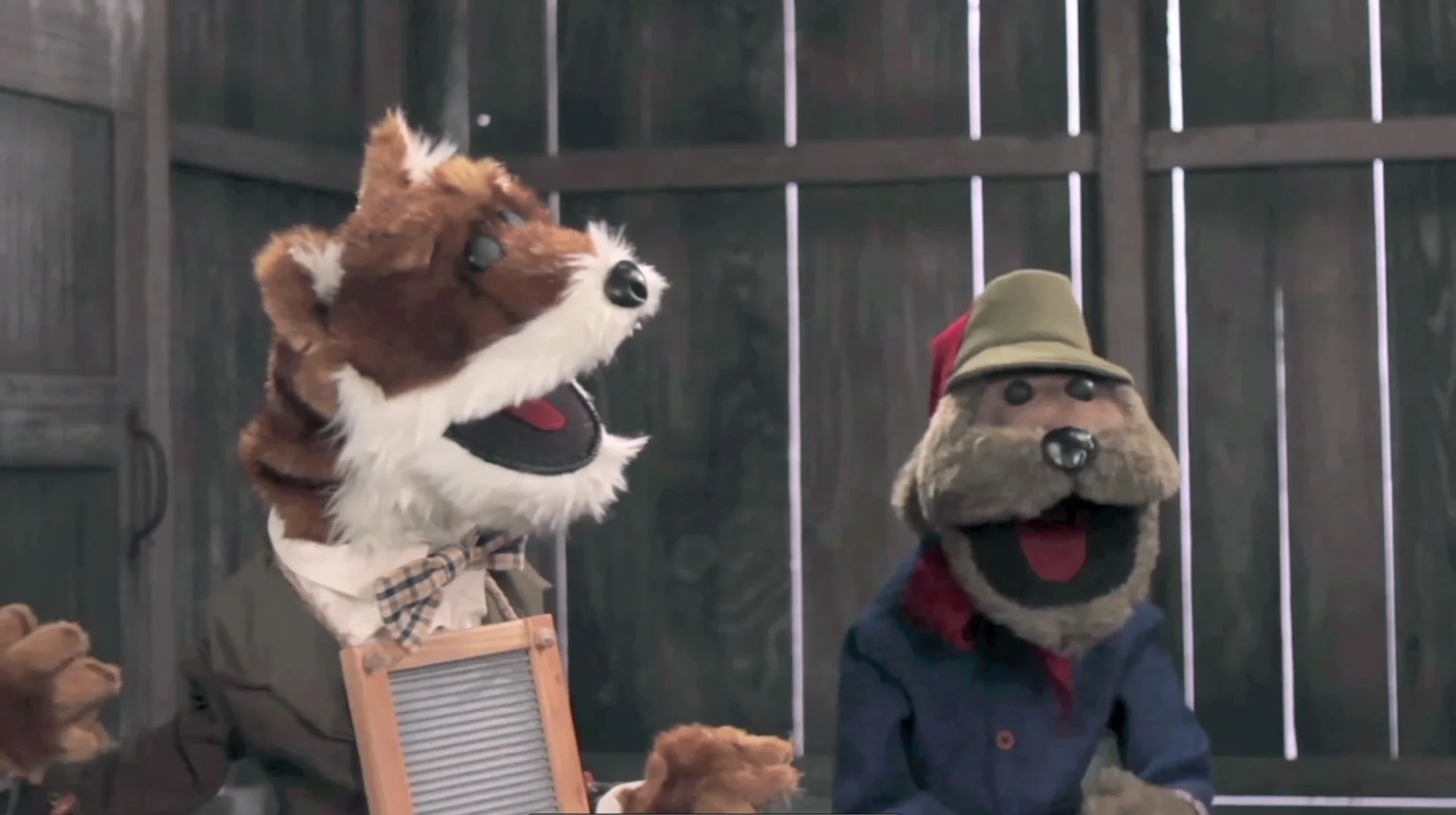Emmet Otter & Frankie Fox. Robot Chicken Christmas Special 2013