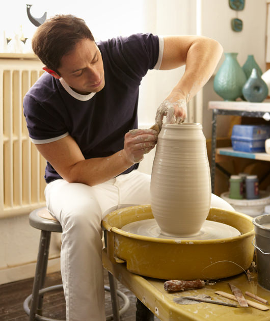 Hi dream boat. Jonathan Adler at the wheel.