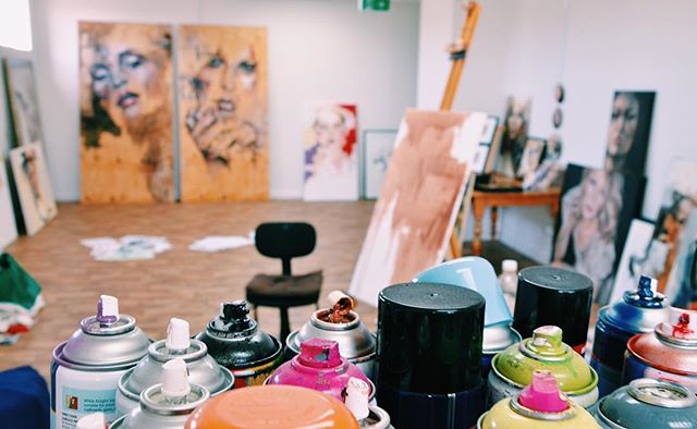 WORKSPACE // I have had some pretty awesome studios over the past few years since grad school
.
.

My favourite time to paint is when my schedule for the day is cleared and free from distractions!
.
.

I'm one of those people that can have the same s