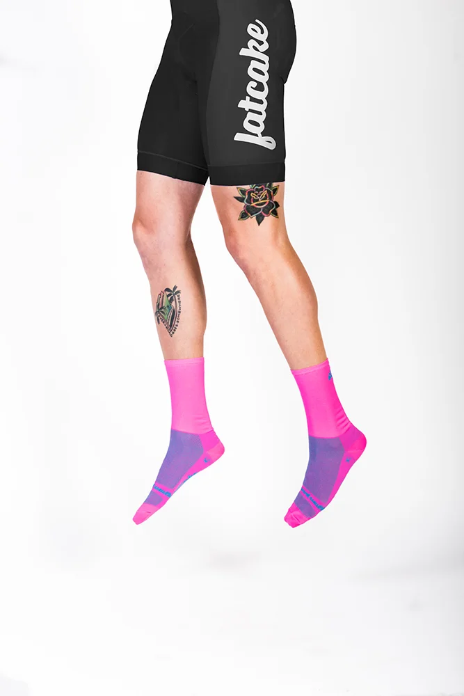 FatCake_spring2018_blackbib_side.jpg