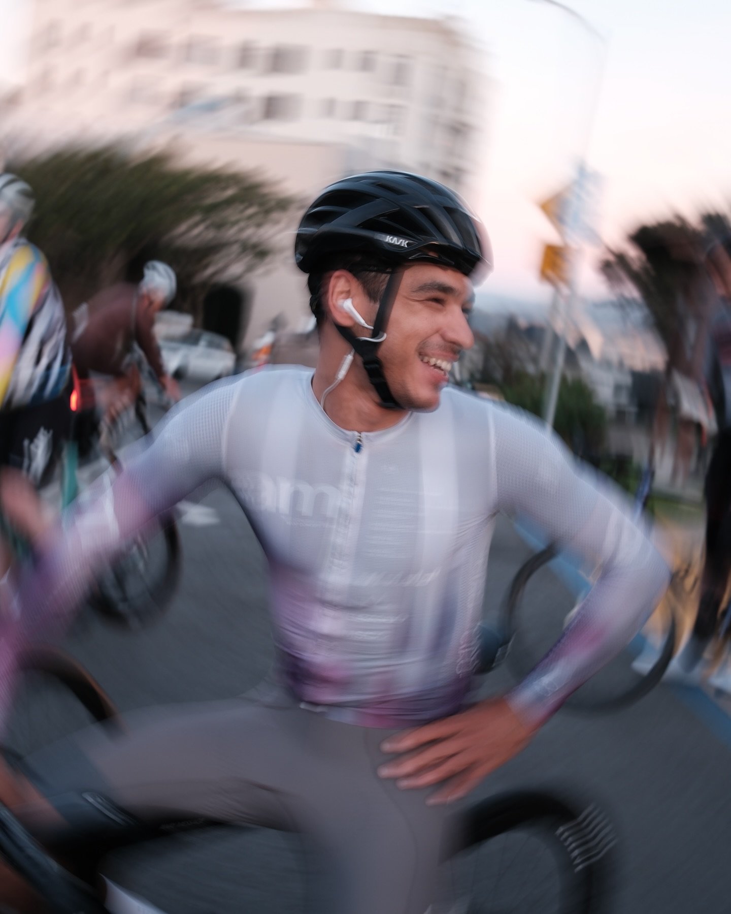 Tomorrow&rsquo;s bakery is BREADBELLY! 🍞🫃
- Meet at 6:30am at Conservatory of Flowers 🌺 
- End at @breadbellysf 
- Pastries brought to you by @bicycle.law 🧑&zwj;⚖️
- Route: in bio
📸 @daylenyang