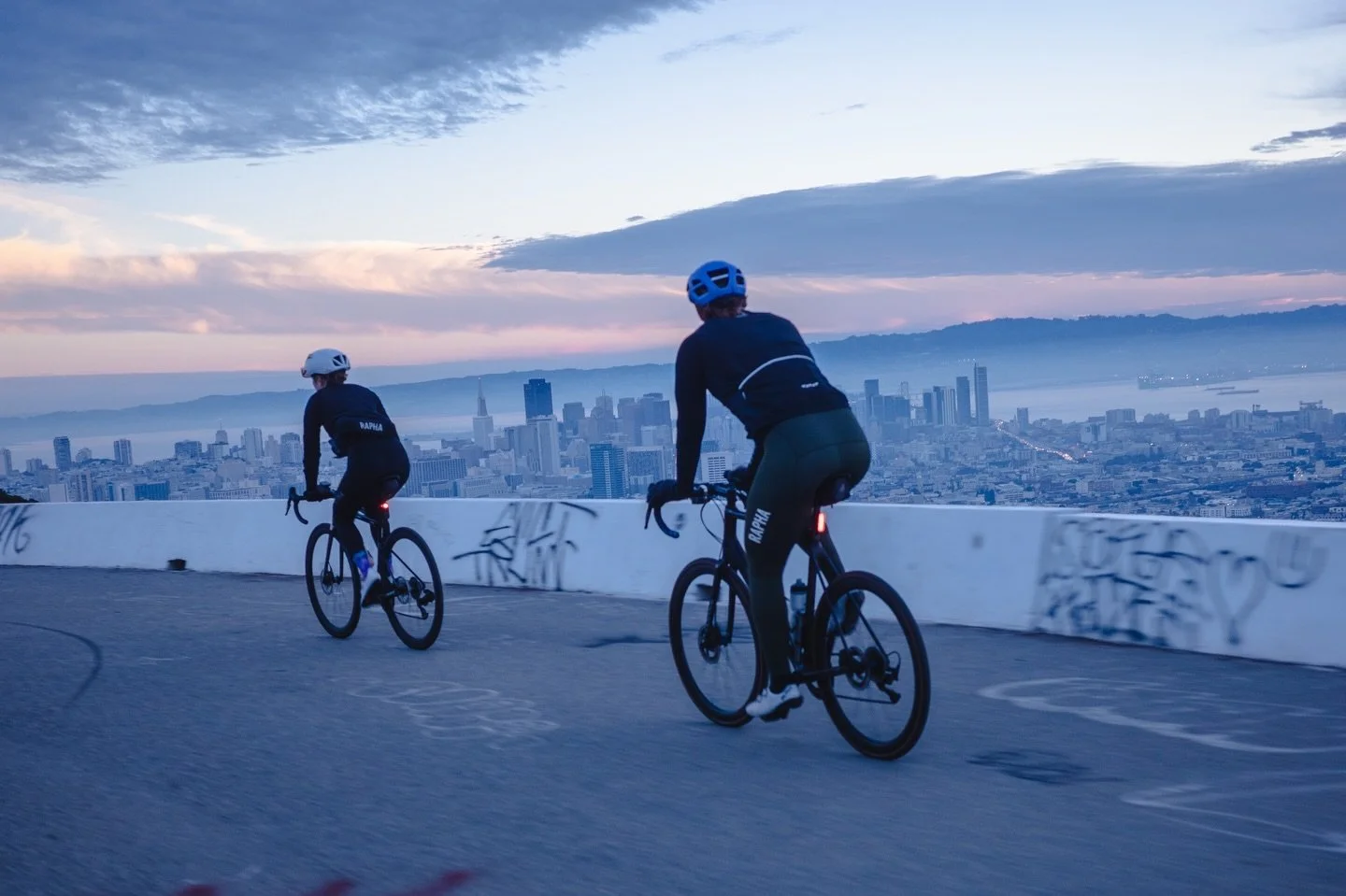 ☕️ 🥐 🌅 come keep us company tomorrow morning for our feb #ftwnb &amp; allies social ride!
6:30am conservatory of flowers for a city loop ending at @cafereveille for coffee and pastries p/b @bicycle.law 

📷 @pamo.gif