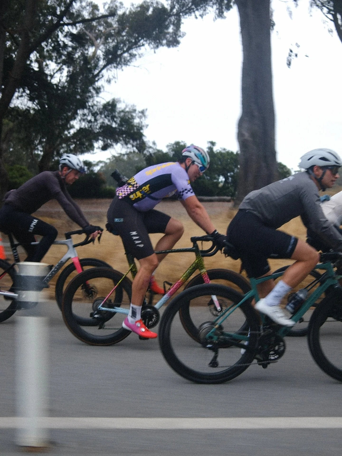 Tomorrow: breadbelly!! 🍞🫃
meets at 6:30am at Conservatory of Flowers
End at Breadbelly
Pastries sponsored by @bicycle.law 
Route in bio
📸 @daylenyang