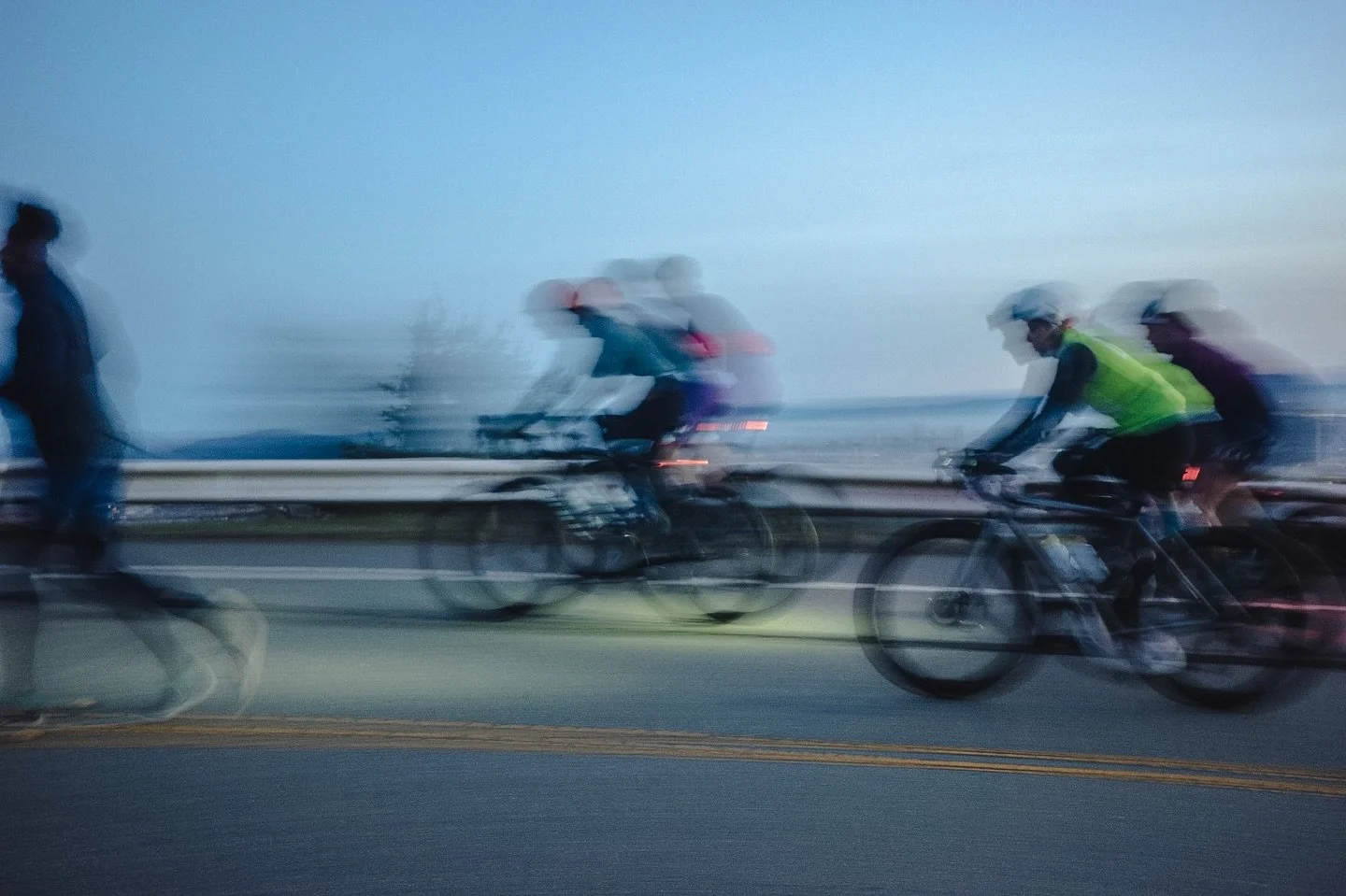 Tomorrow: breadbelly!! 🍞🫃
meets at 6:30am at Conservatory of Flowers
End at Breadbelly
Pastries sponsored by @bicycle.law 
Route in bio
📸 @pamo.gif