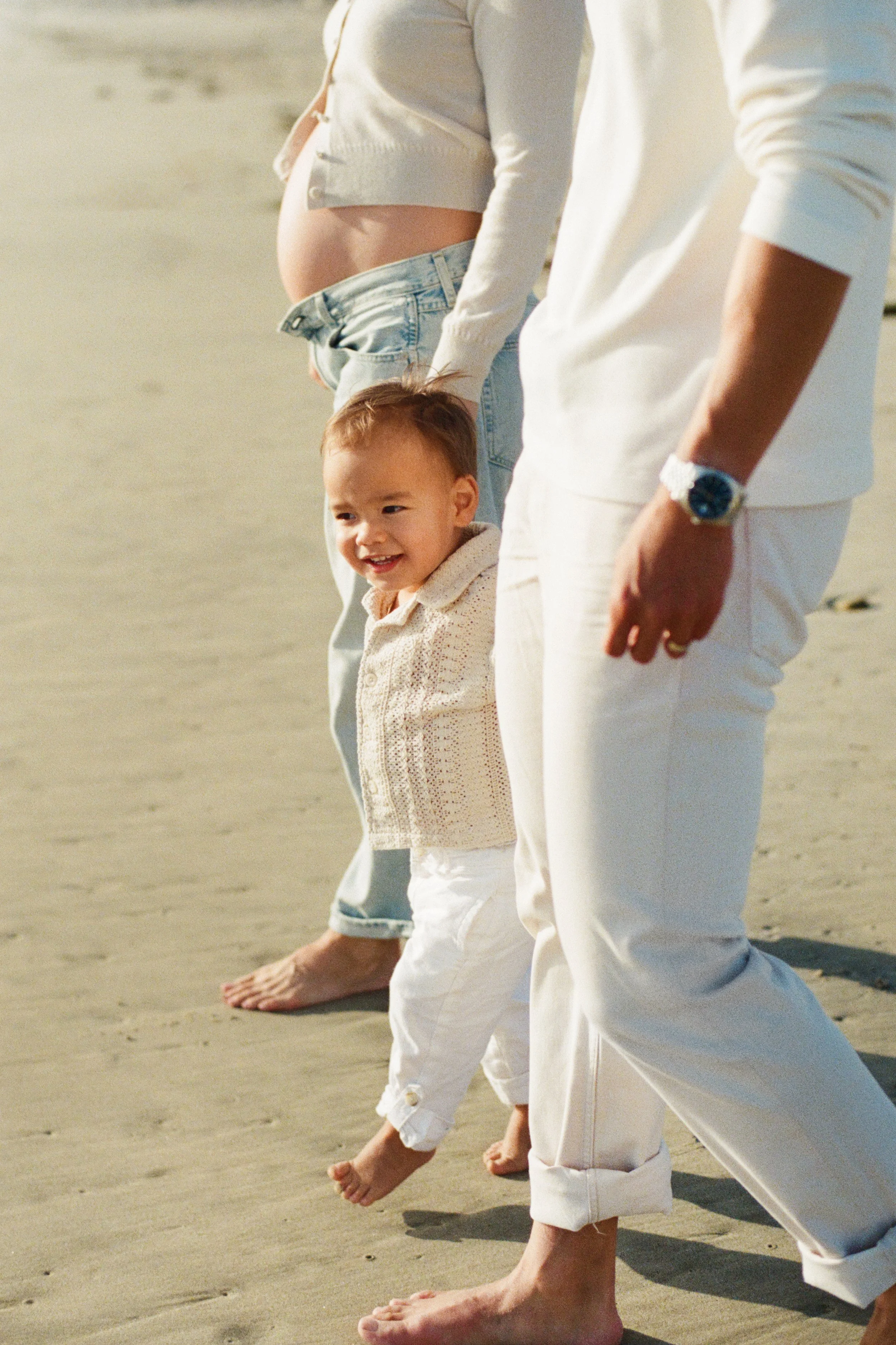 FILM_LiMaternity26_9.jpg