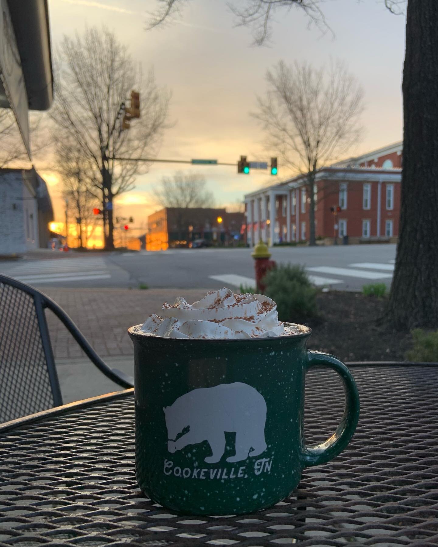 Happy St. Patrick&rsquo;s Day ☘️ we thought it was the perfect morning to enjoy an Irish Cream Mocha!