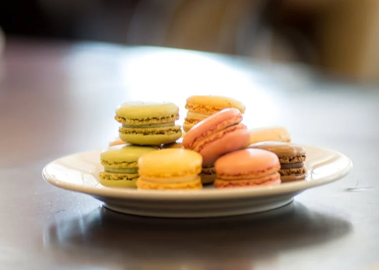Macrons.jpg