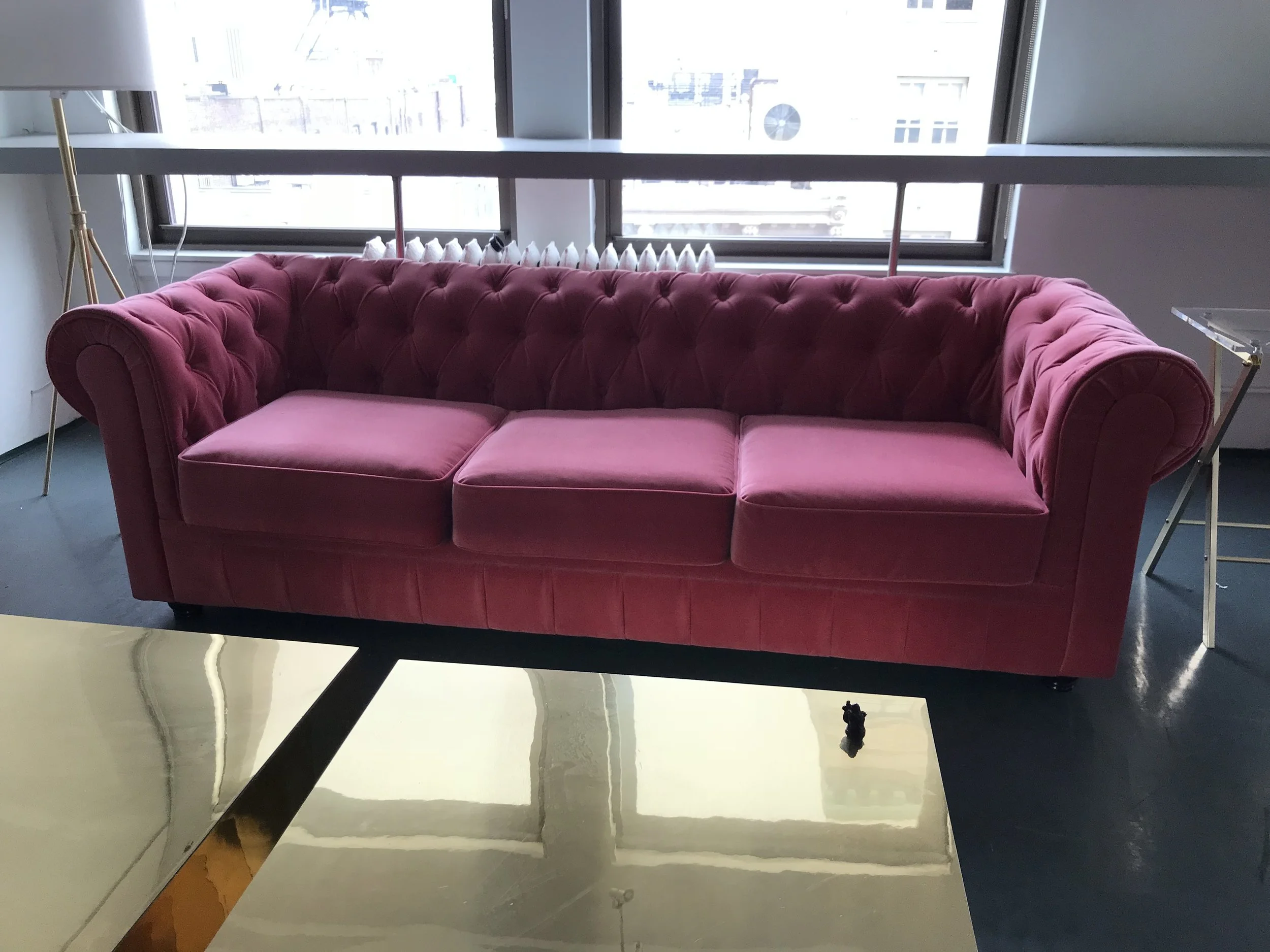 PINK CHESTERFIELD SOFA — rentquestnyc