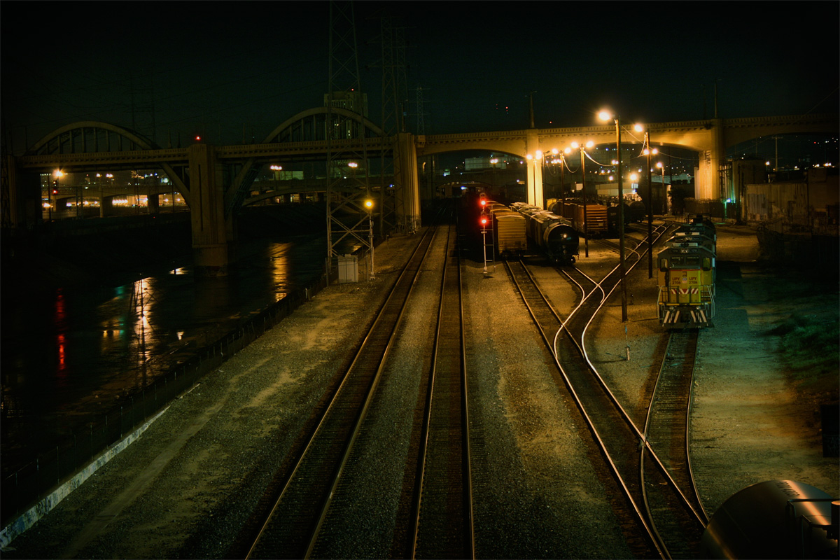 tracks