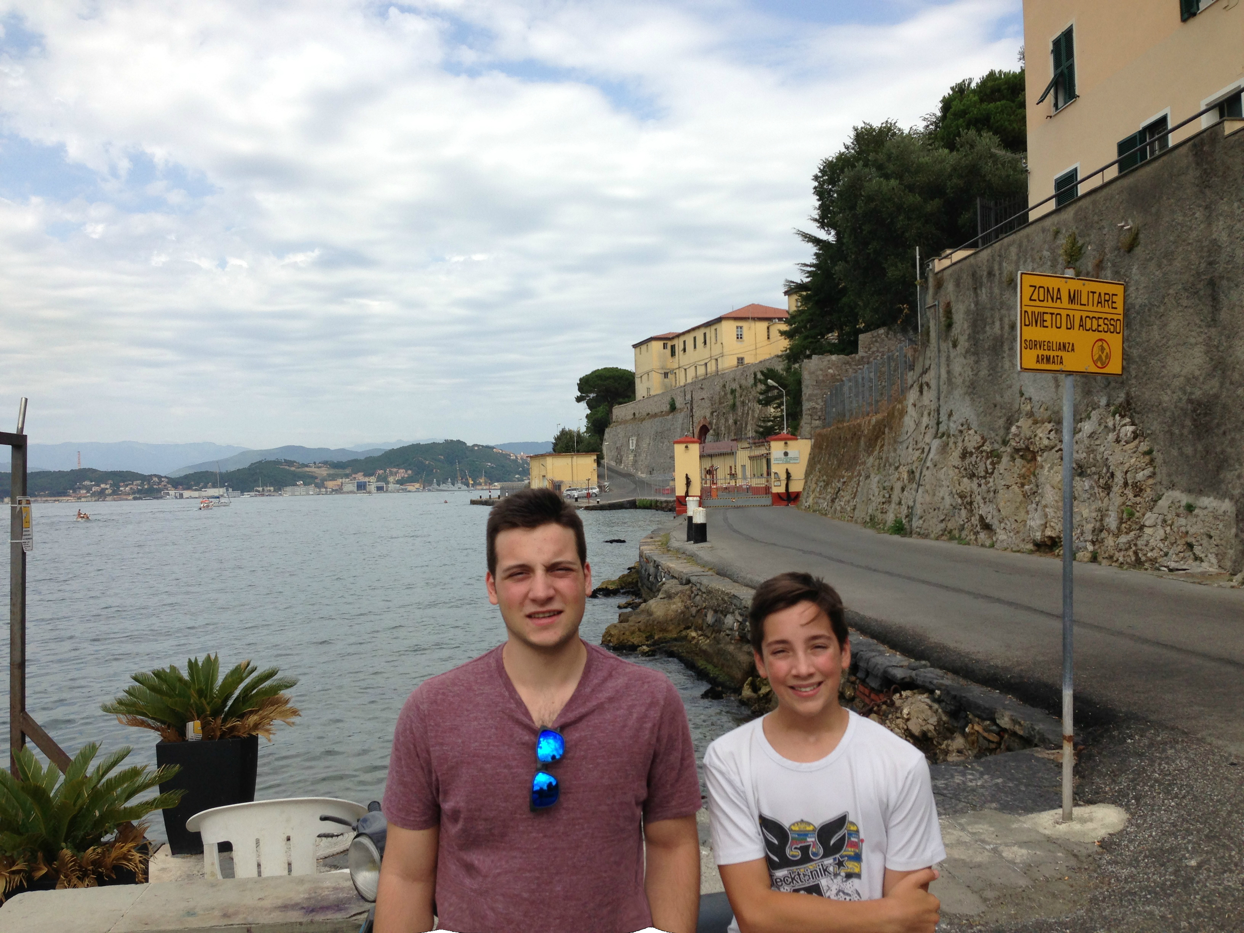  L'ingresso al Forte Varignano della Marina dalle Grazie di Portovenere (SP) sessanta anni dopo...