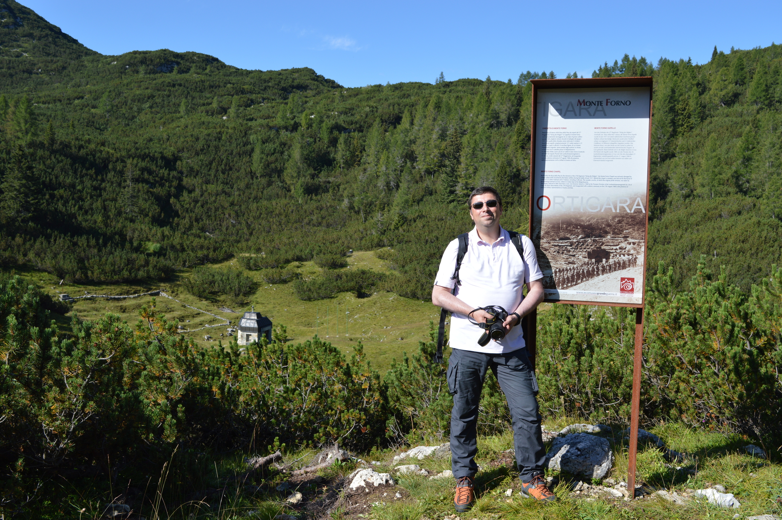 La Fornokapelle di Busa della Pesa sull'Altopiano di Asiago con l'ex piccolo cimitero militare degli Stiriani del 27° I.R. Reggimento di Graz