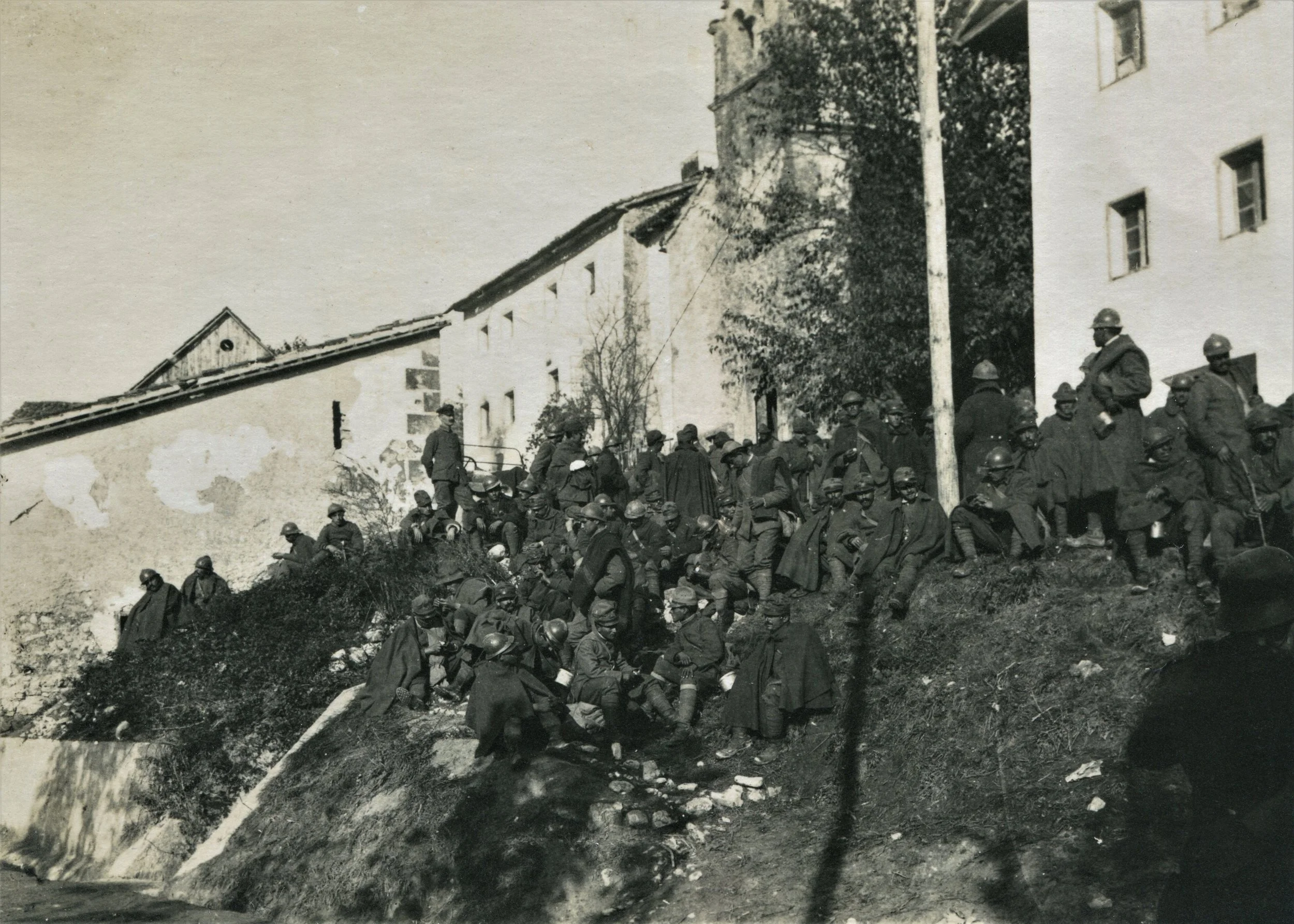 OK 75B prigionieri italiani caporetto - Copia.jpg