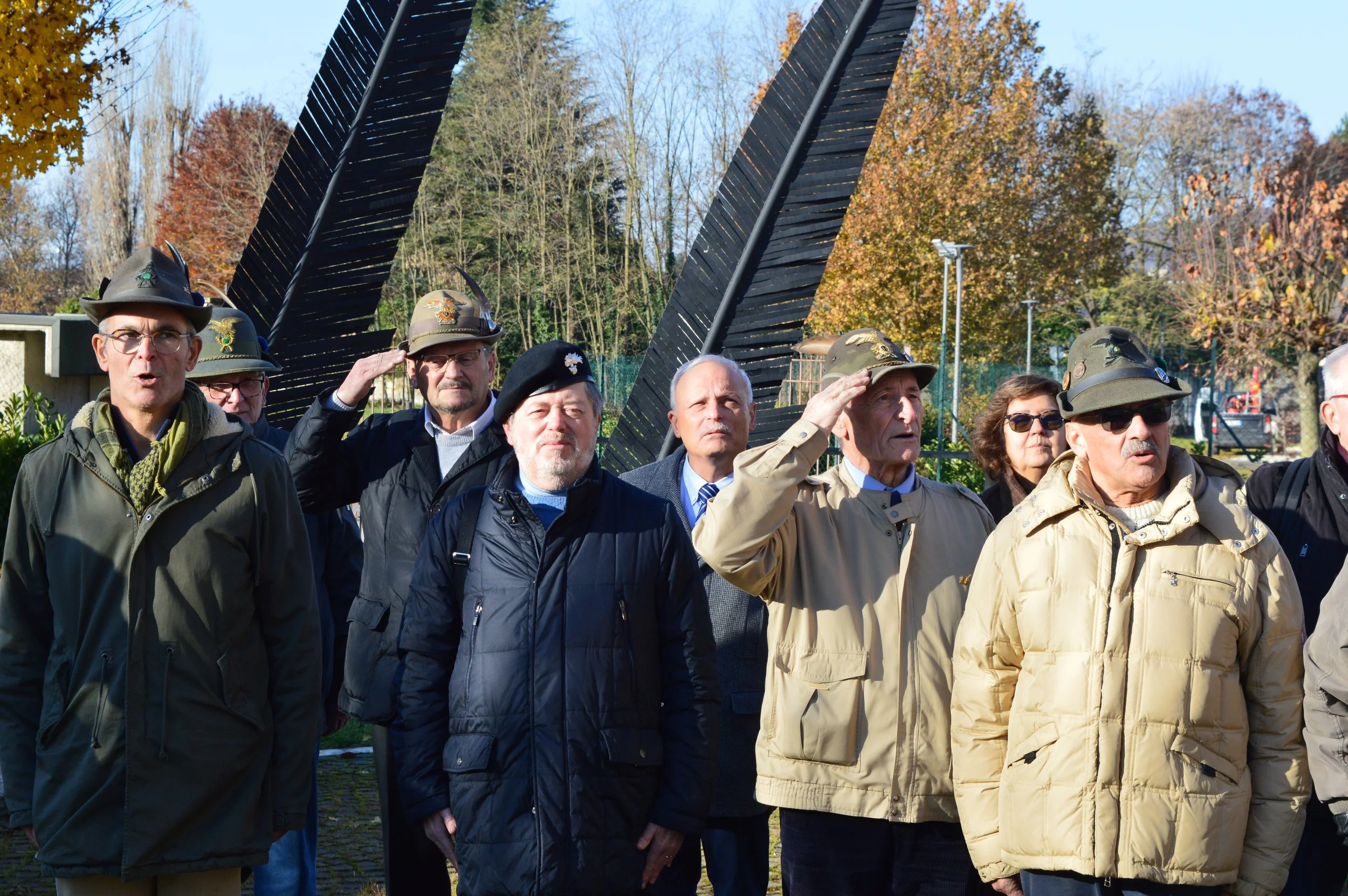 ok DSC_0602 ALP DAN SER PIL ROM.JPG