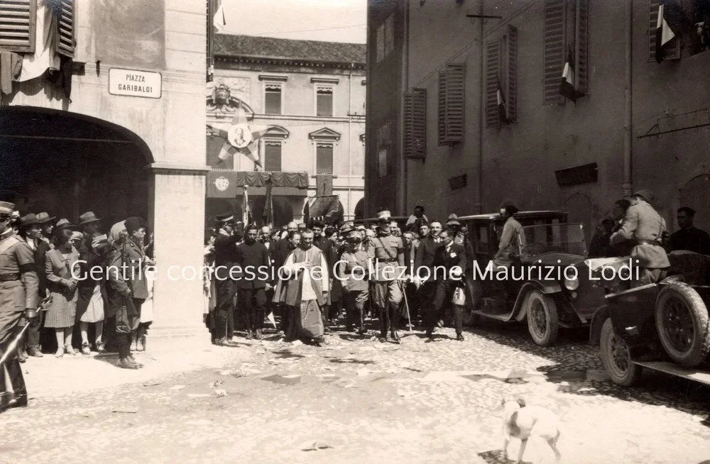 san+gio+persiceto+17+06+26+prima+pietra+mon+caduti+umberto+2+c.jpg