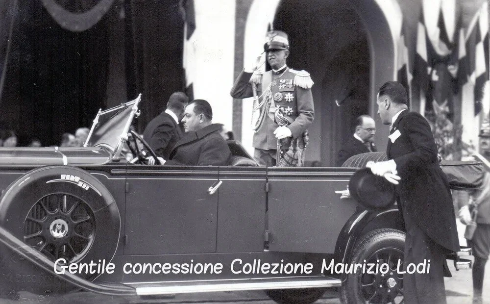 5+Modena+8+dicembre+1923+(2)+-+Posa+della+prima+pietra+del+Tempio+Monumentale+ai+Caduti+della+Grande+Guerra+.jpg