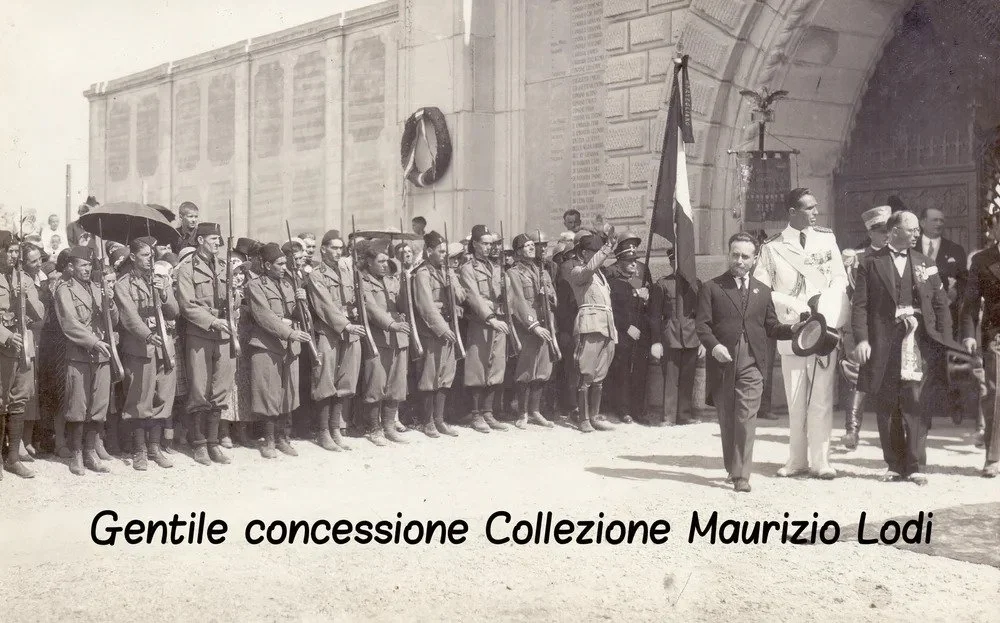 Mortegliano+(Ud)+28+agosto+1932+S.A.R.+Amedeo+di+Savoia+Duca+Aosta+inaugurazione+Monumento+ai+Caduti+e+del+P.jpg