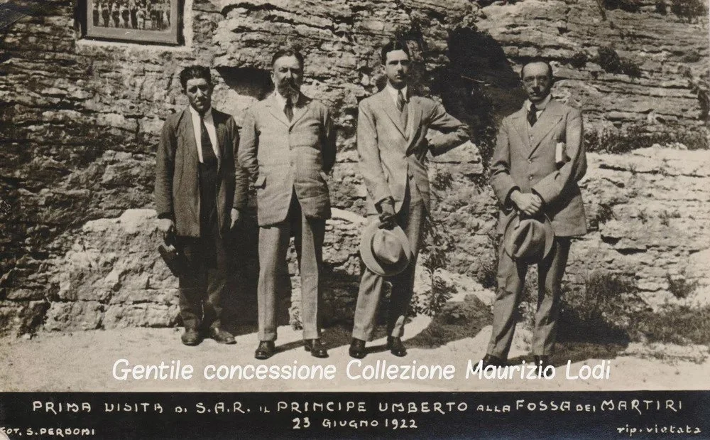 Principe+Umberto+nel+1922+alla+Fossa+dei+Martiri+Castello+del+Buonconsiglio+di+Trento+(c).jpg