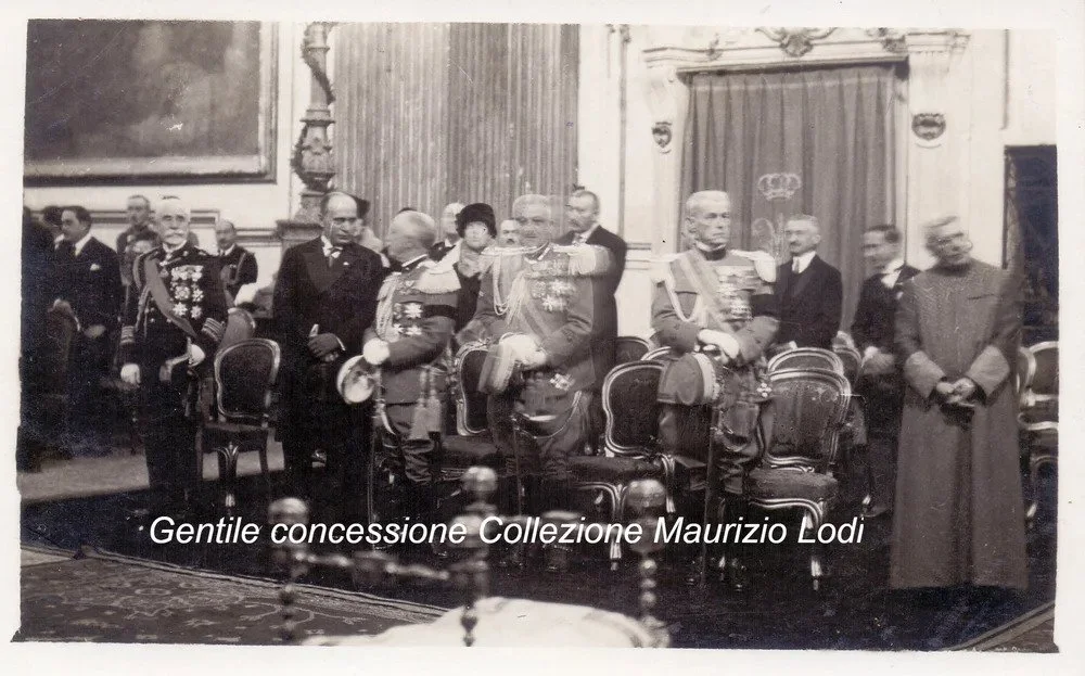 Roma+6+11+27+il+IX+ann+vittoria+in+s+maria+degli+angeli+Re+Diaz+e+Mussolini+(C).jpg