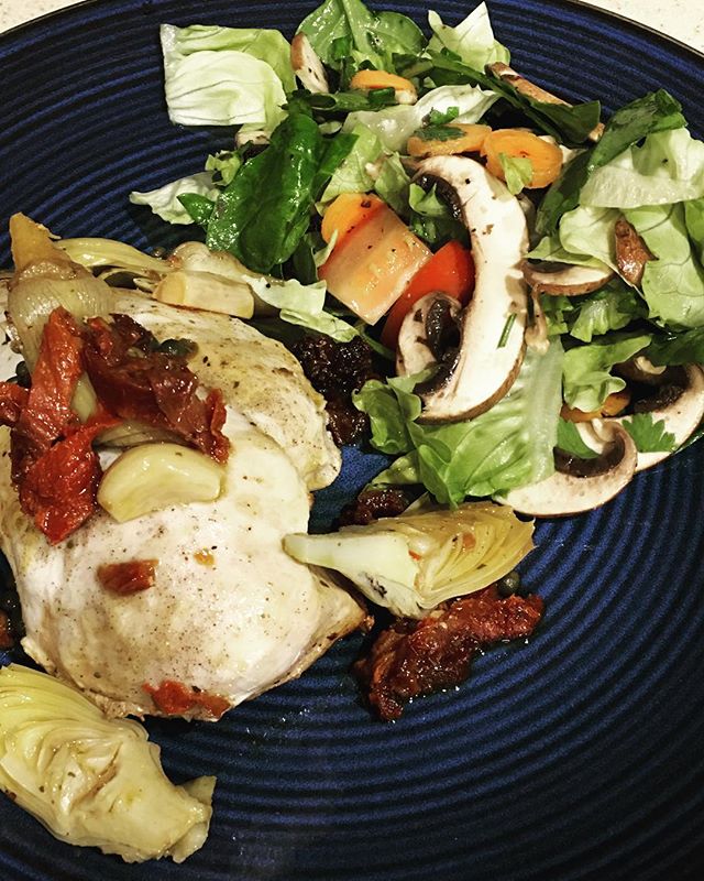 Another healthy, easy dinner! Chicken with artichoke hearts, sundries tomatoes, garlic, and capers - in the pressure cooker! Only takes 10 minutes to cook. 
Add a fresh salad with lots of veggies and enjoy! #healthyeating #healthychoices #chiropracto
