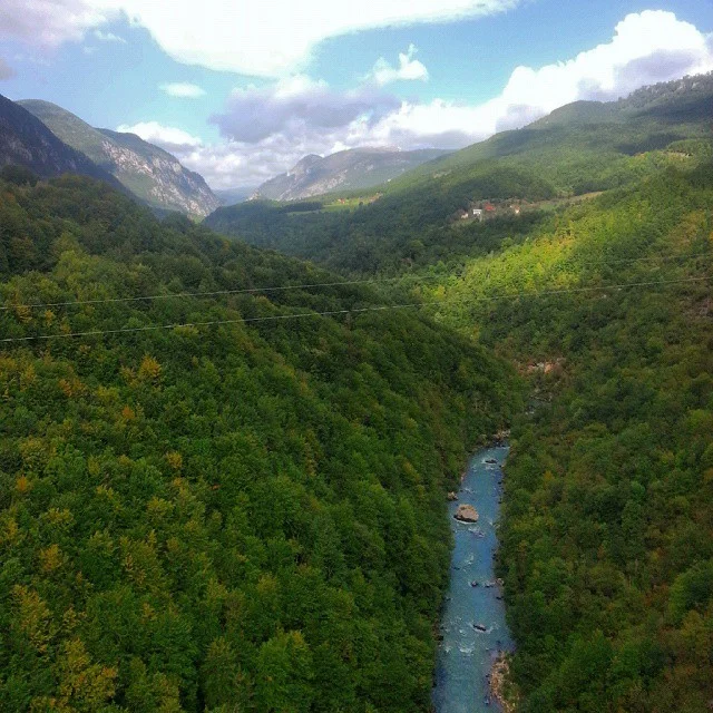 Tara River Gorge Downstream.jpg