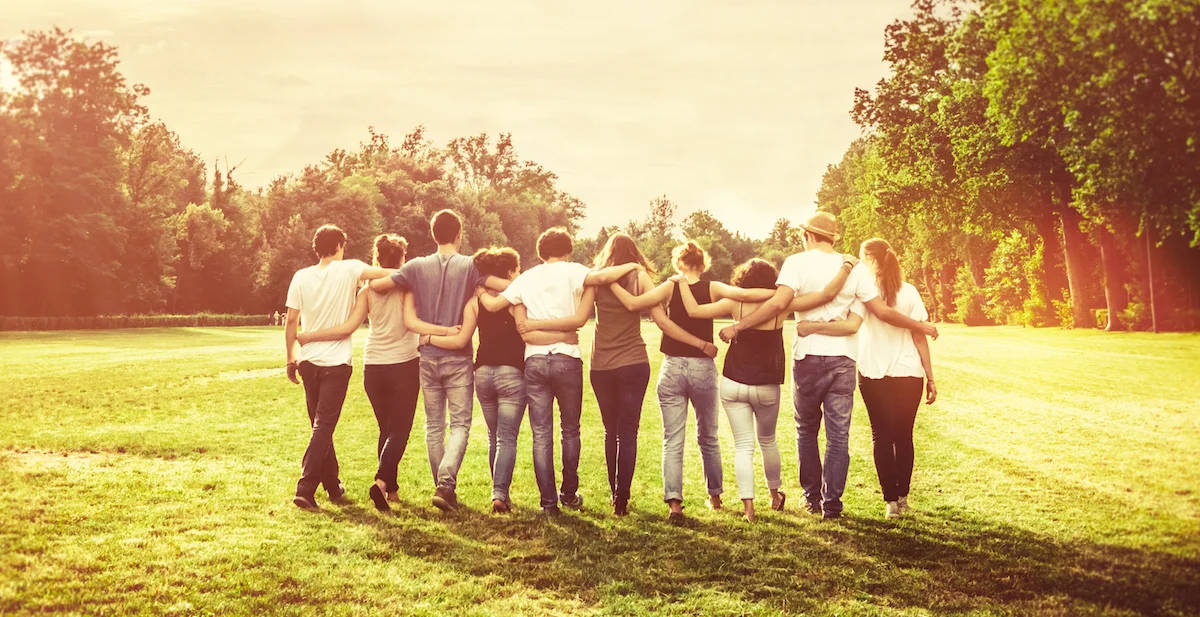 Fotolia_96085632_Lfriendsresized.jpg