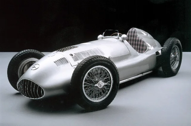 Mercedes-Benz W154