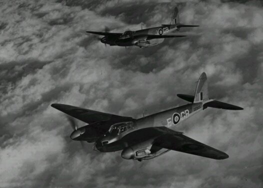 A pair of 103 Squadron RAF Pathfinder Force de Haviland Mosquitoes Image: www.bombercommandmuseum.ca